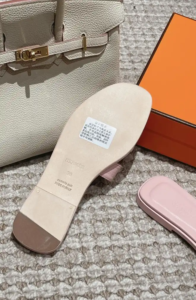 hype Hermes Slippers