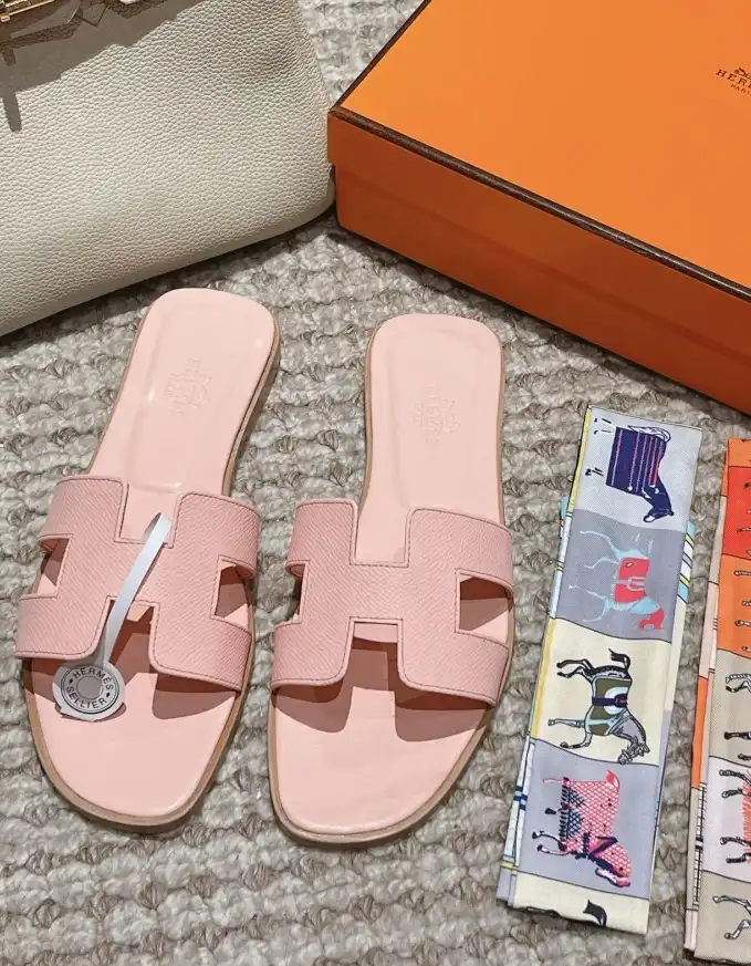 hype Hermes Slippers