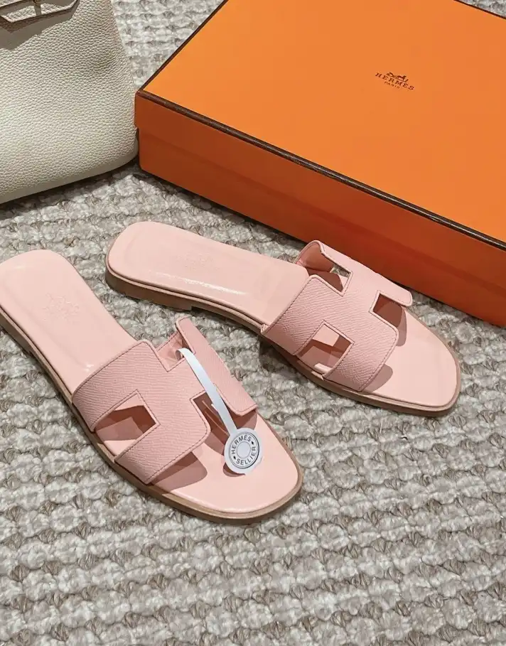 hype Hermes Slippers