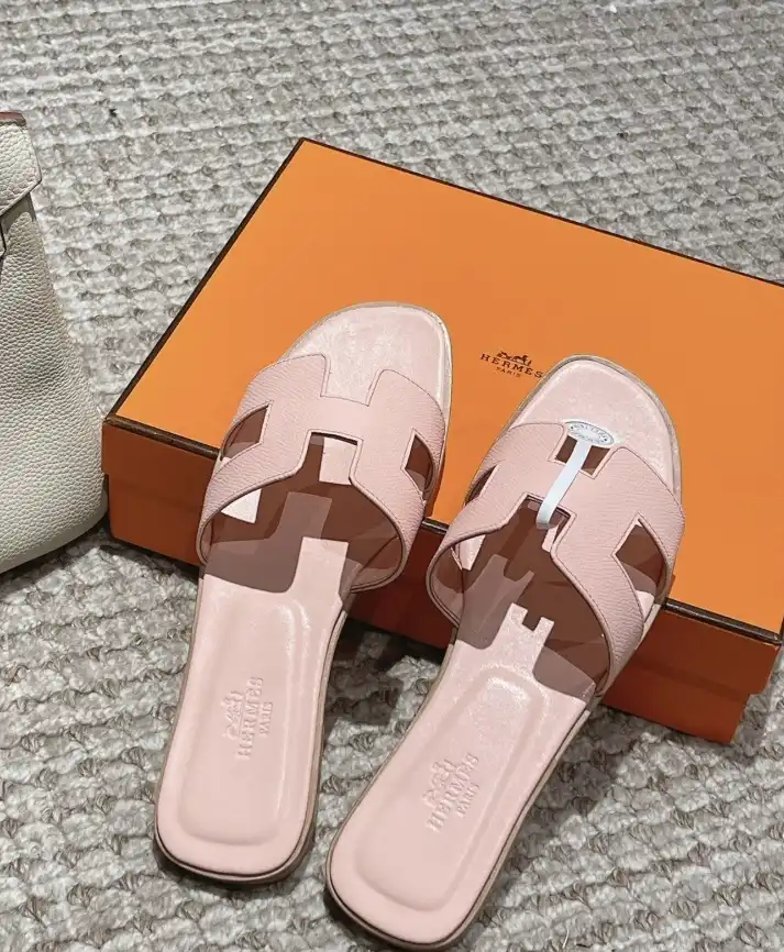 hype Hermes Slippers