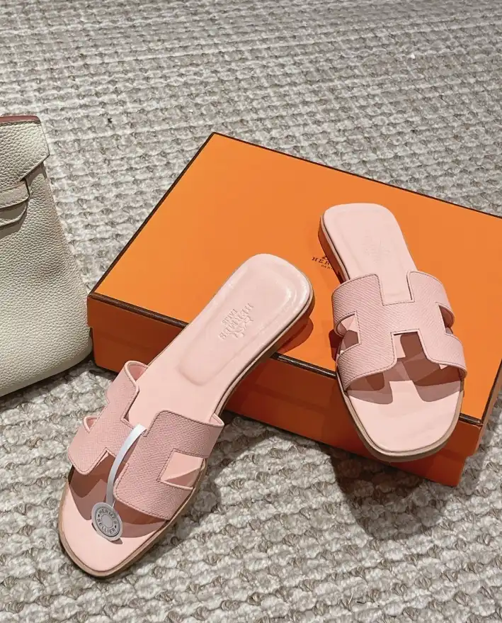 hype Hermes Slippers