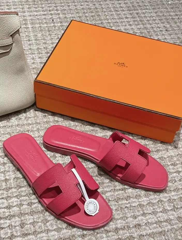 hype Hermes Slippers