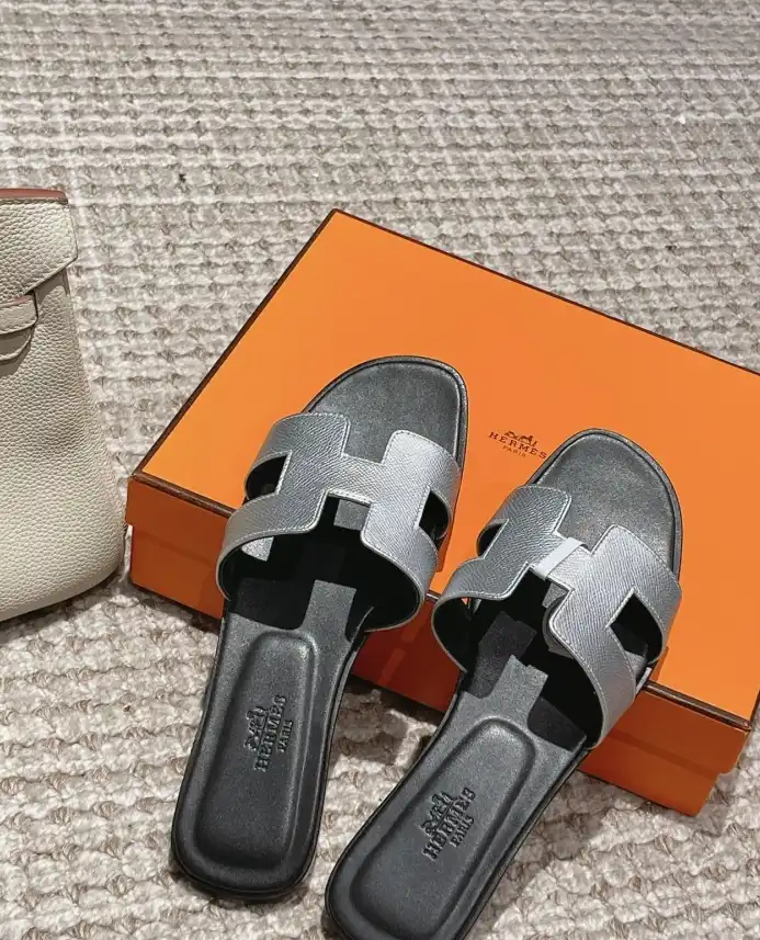 hype Hermes Slippers