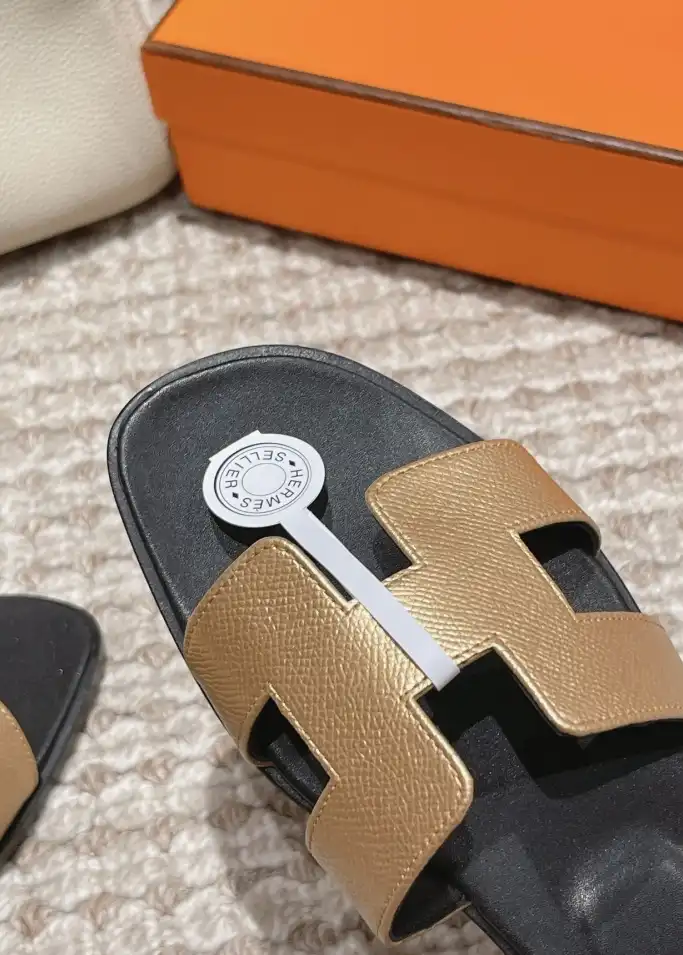 hype Hermes Slippers