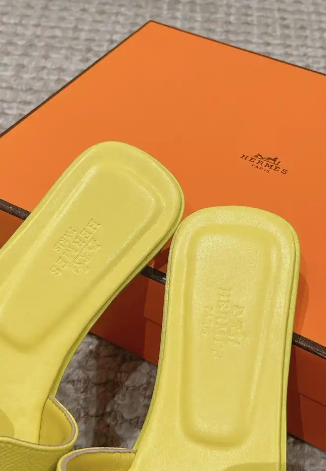 hype Hermes Slippers