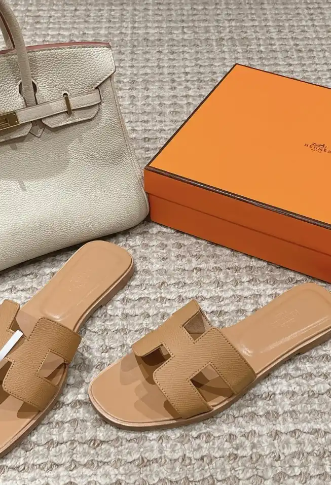 hype Hermes Slippers