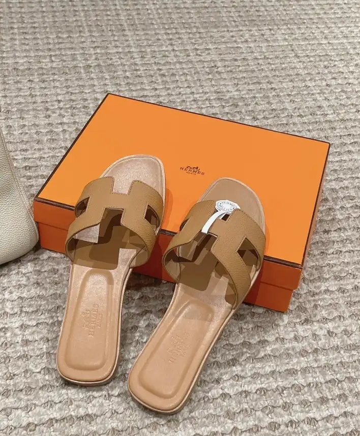 hype Hermes Slippers