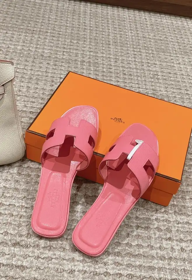 hype Hermes Slippers