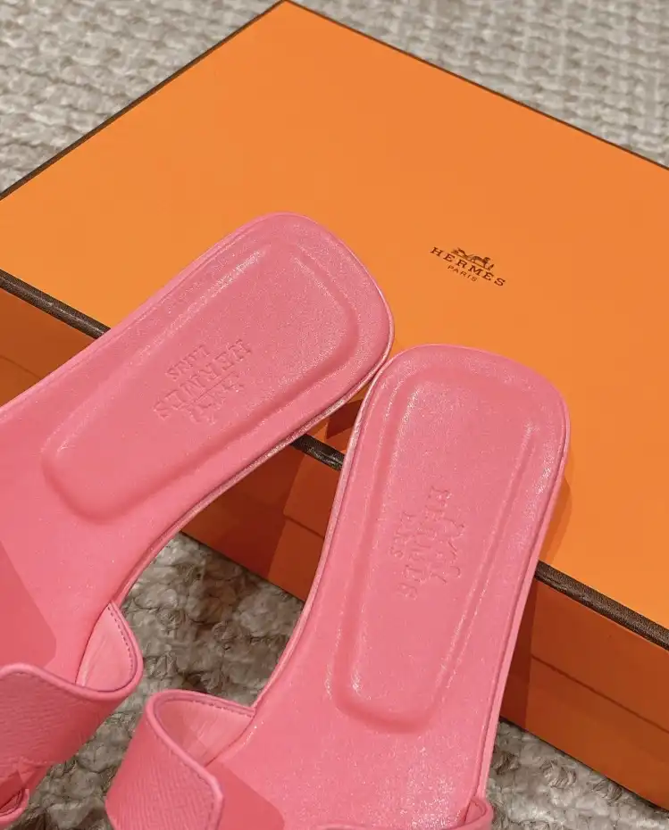 hype Hermes Slippers