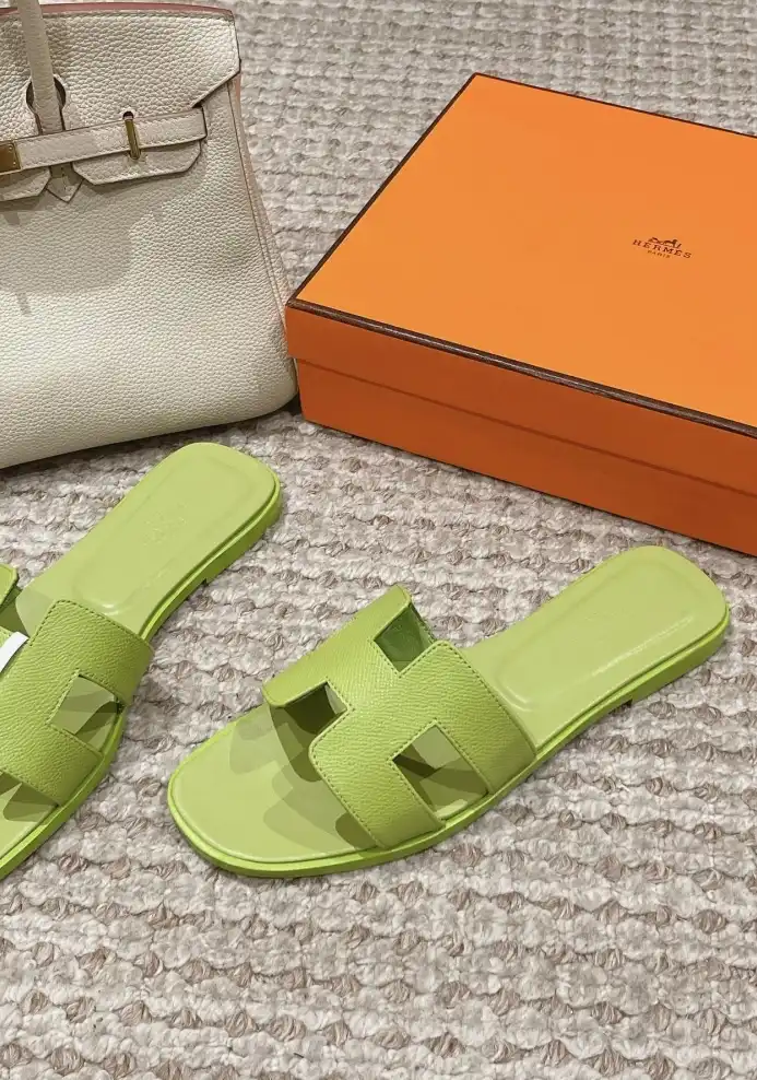 hype Hermes Slippers