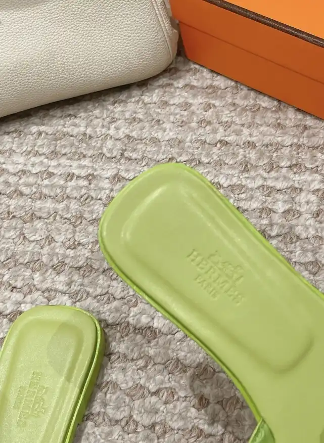 hype Hermes Slippers