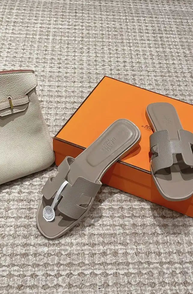 hype Hermes Slippers