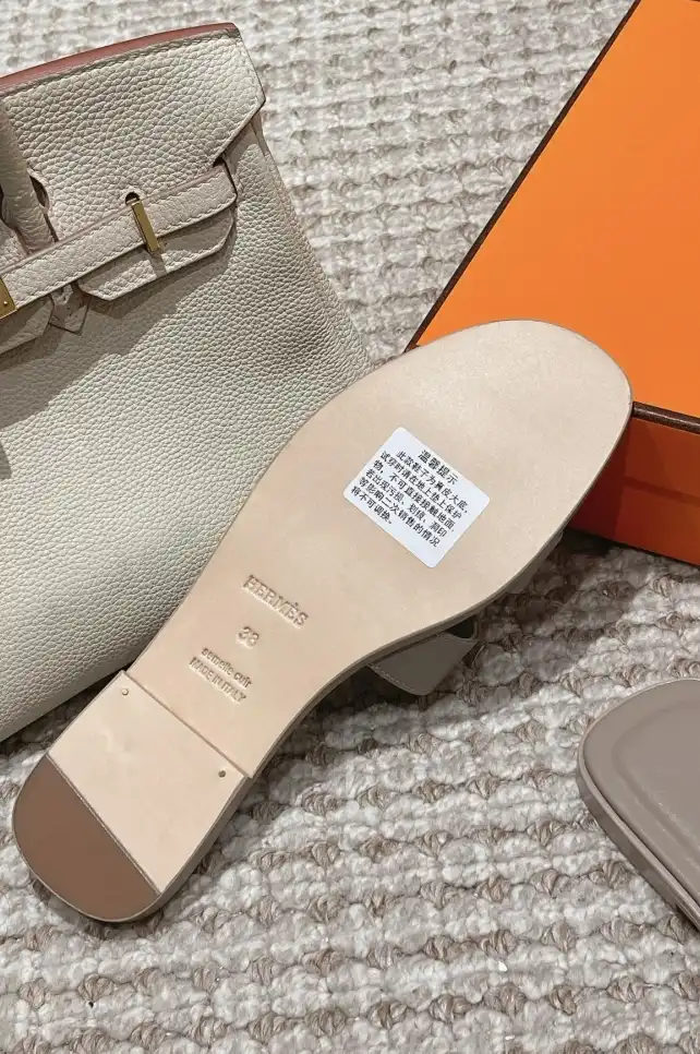 hype Hermes Slippers