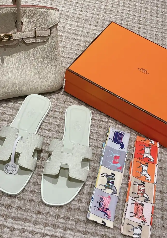 hype Hermes Slippers