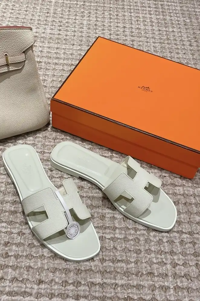 hype Hermes Slippers