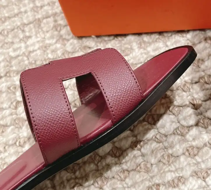 hype Hermes Slippers