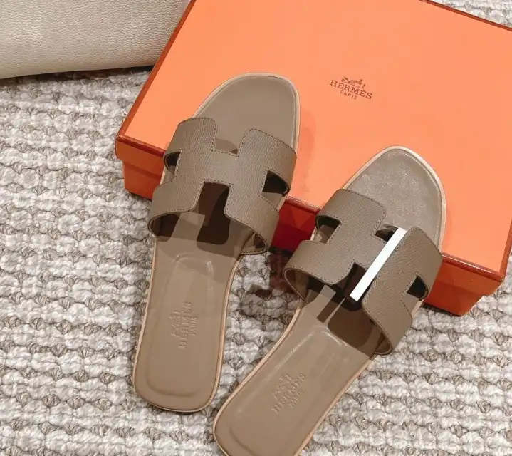 hype Hermes Slippers