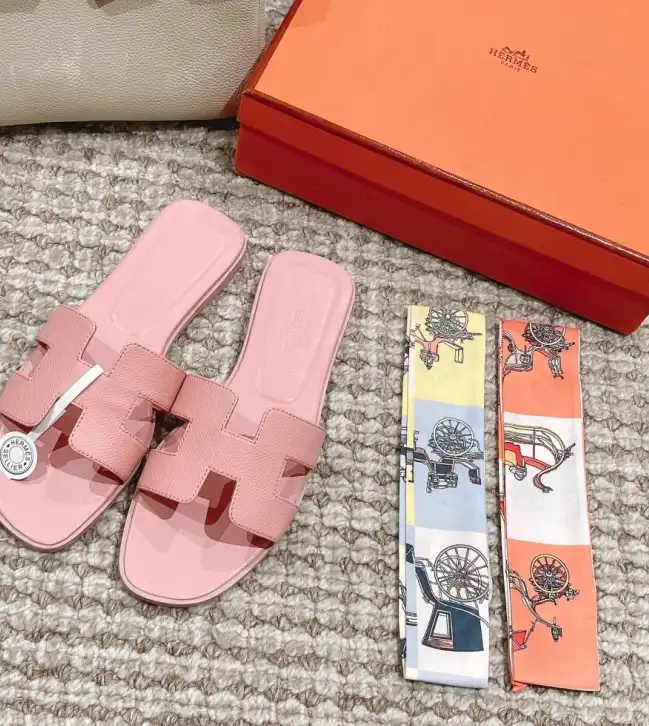 hype Hermes Slippers