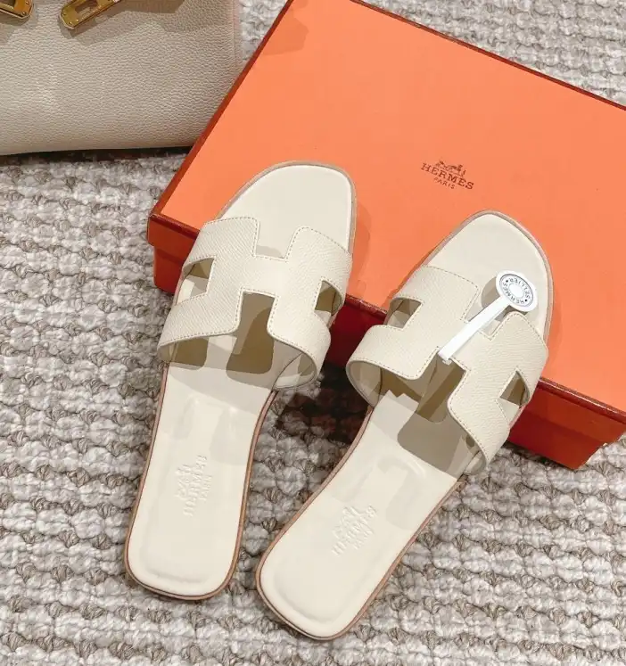 hype Hermes Slippers