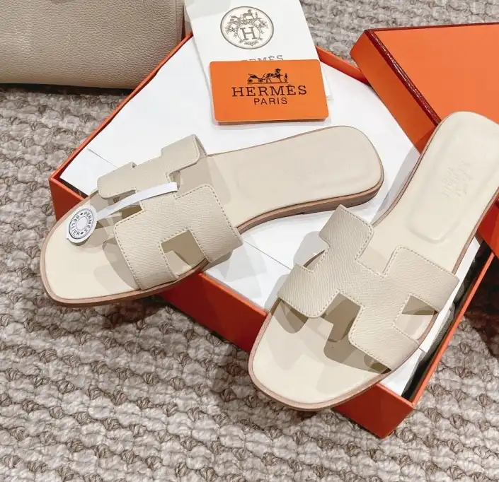 hype Hermes Slippers