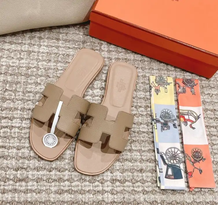 hype Hermes Slippers