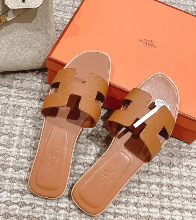 hype Hermes Slippers