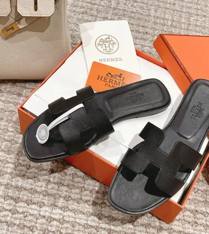 hype Hermes Slippers