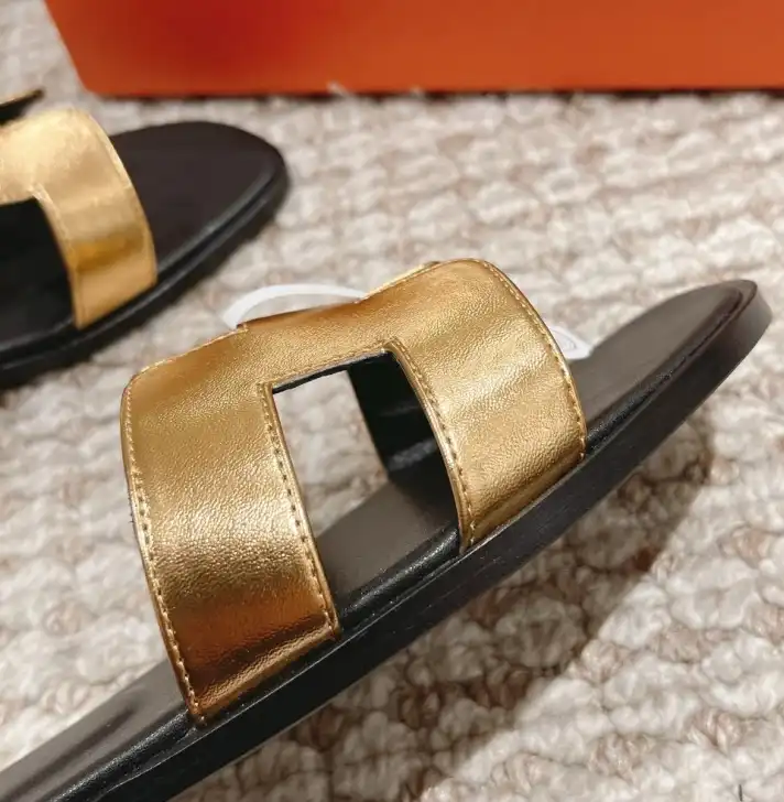 hype Hermes Slippers