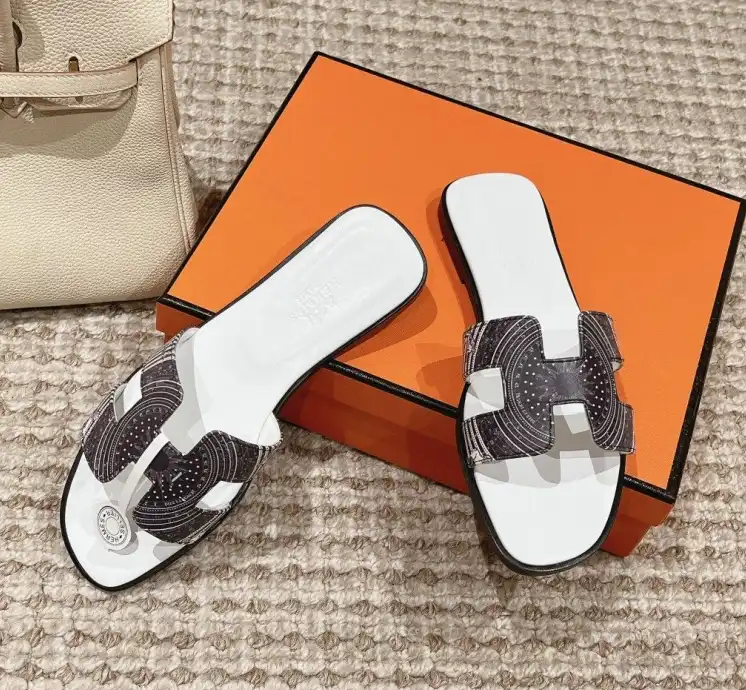 hype Hermes Slippers