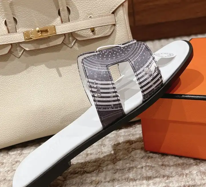 hype Hermes Slippers