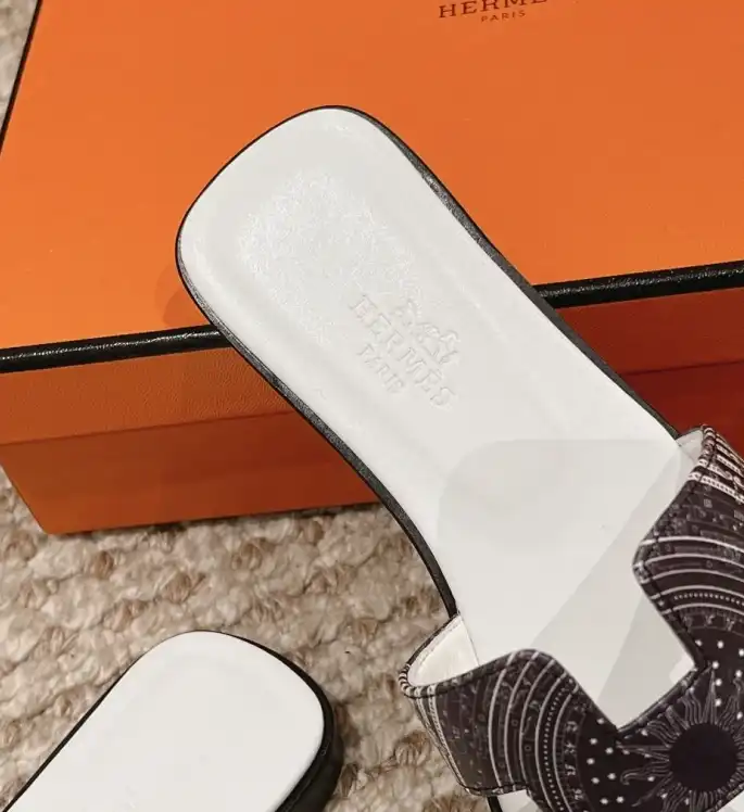 hype Hermes Slippers