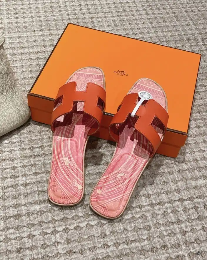 hype Hermes Sandals