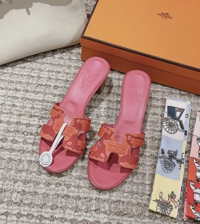 hype Hermes Sandals