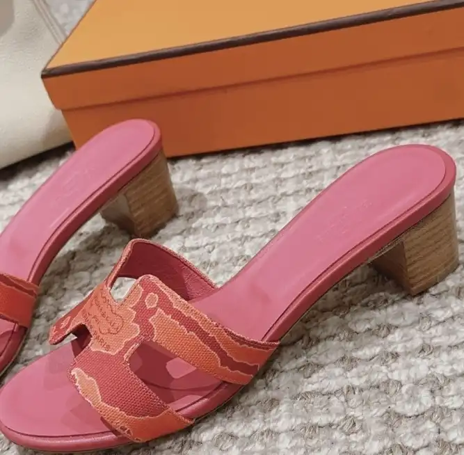 hype Hermes Sandals