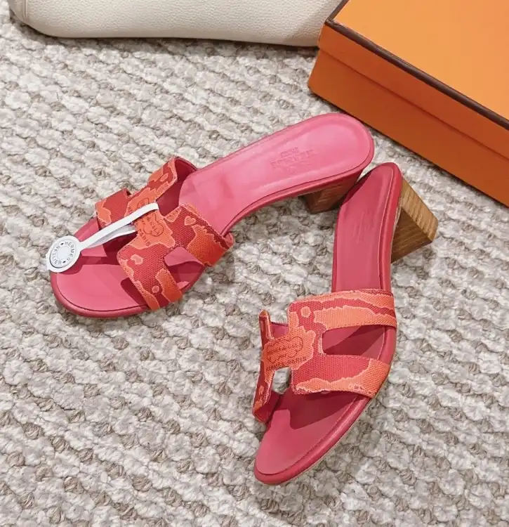 hype Hermes Sandals