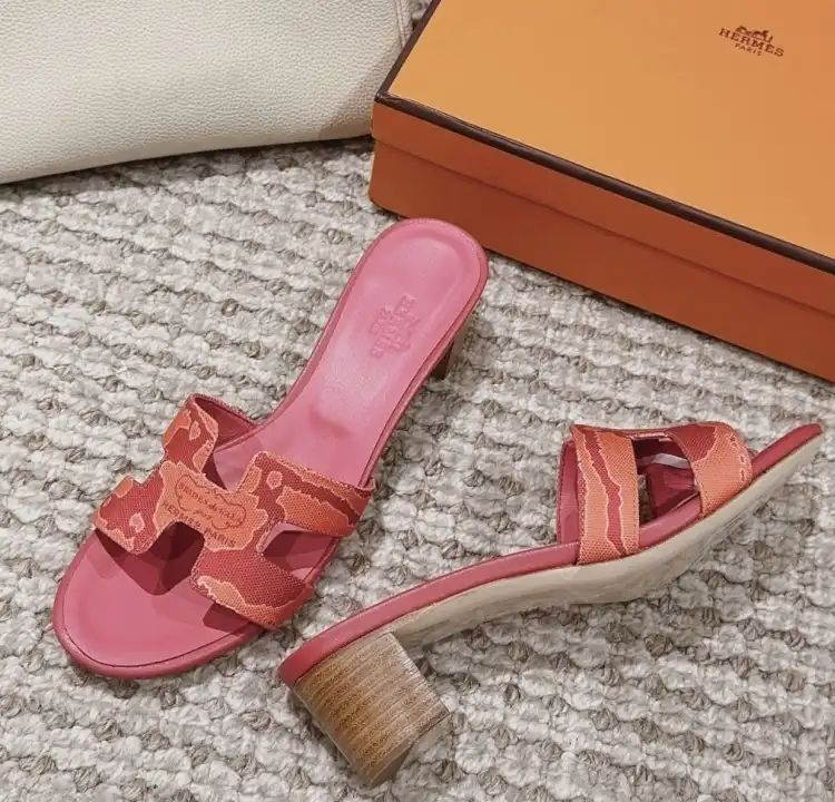 hype Hermes Sandals