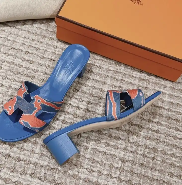 hype Hermes Sandals