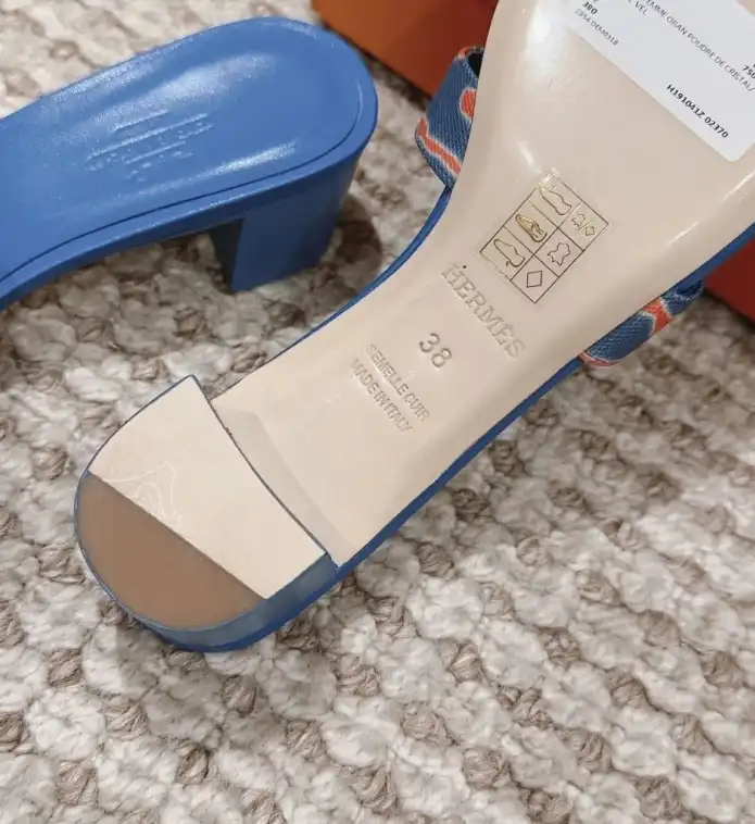 hype Hermes Sandals