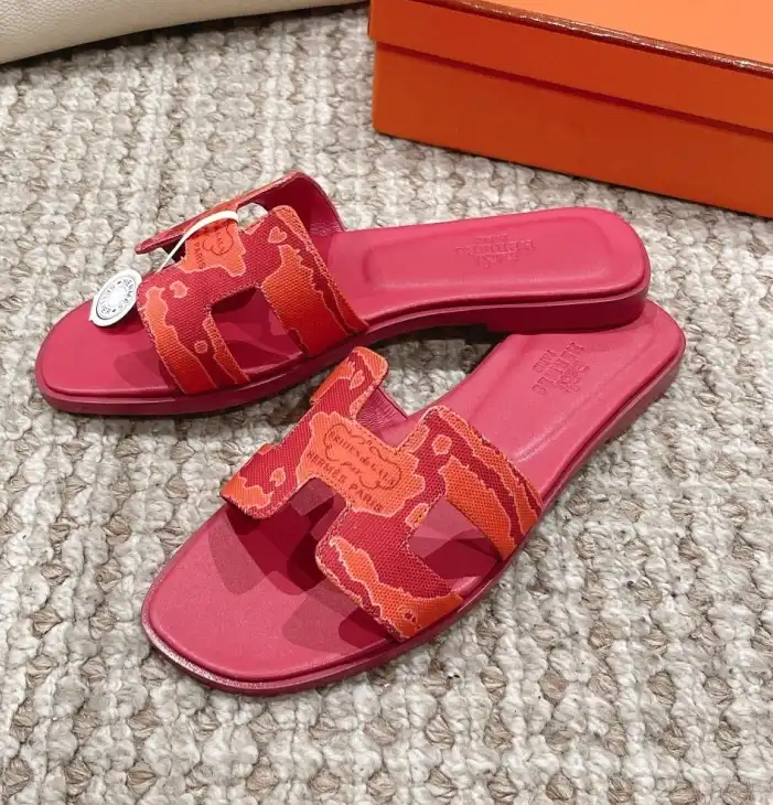 hype Hermes Sandals