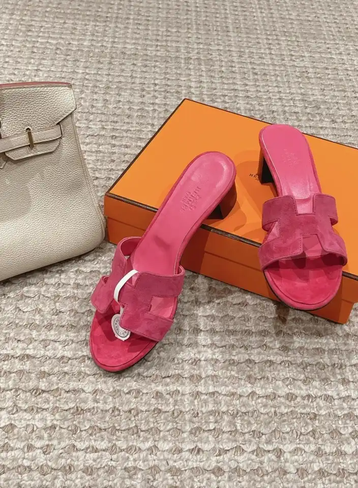 hype Hermes Sandals