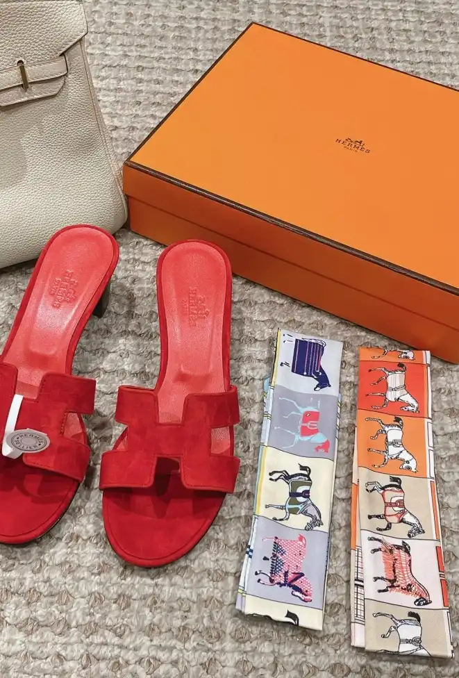 hype Hermes Sandals