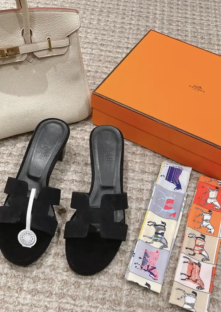 hype Hermes Sandals