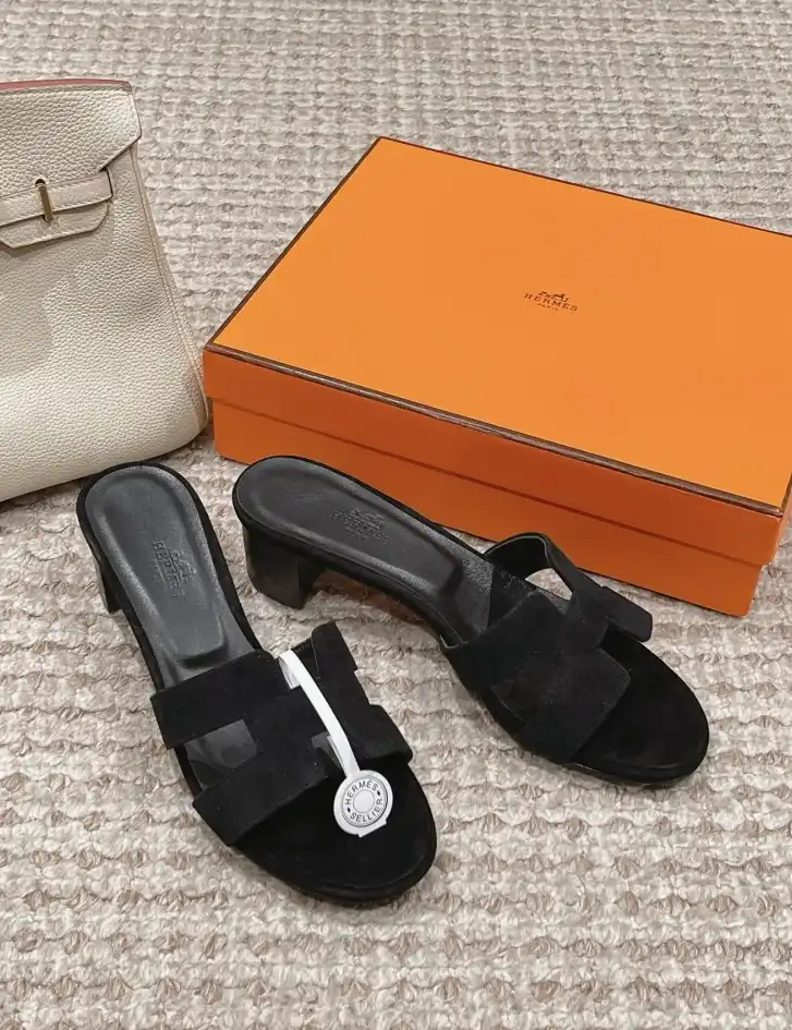 hype Hermes Sandals