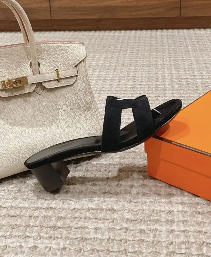 hype Hermes Sandals