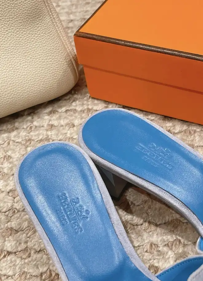 hype Hermes Sandals