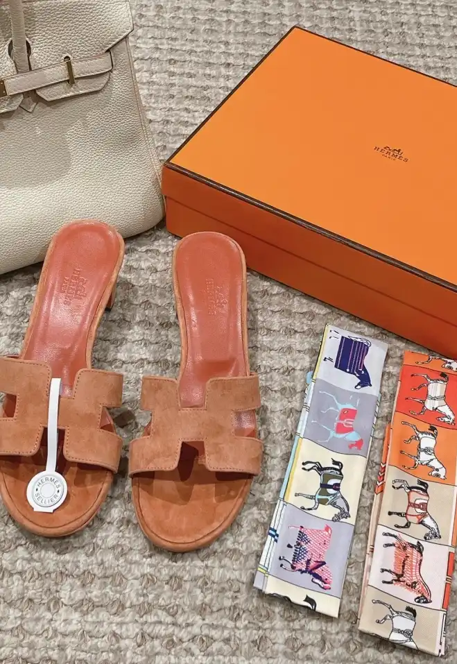 hype Hermes Sandals