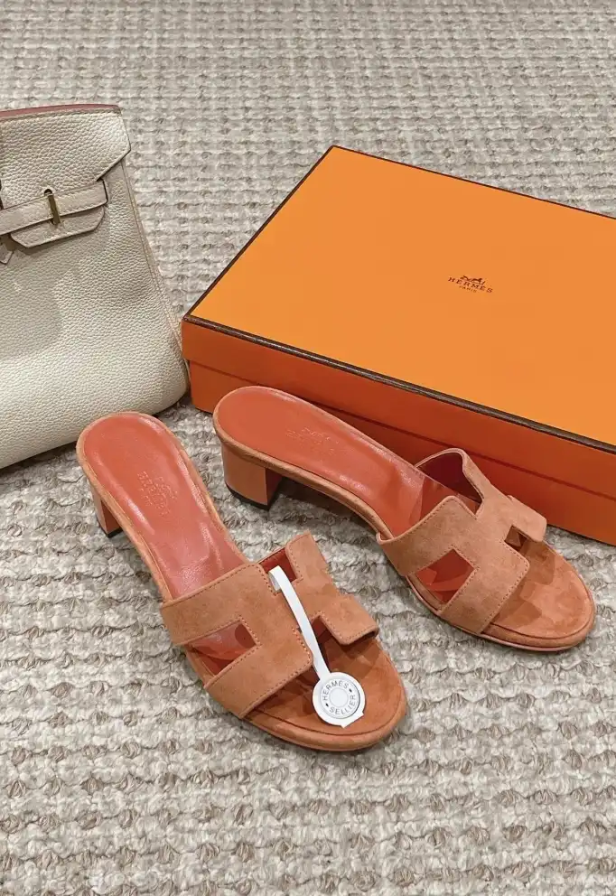 hype Hermes Sandals