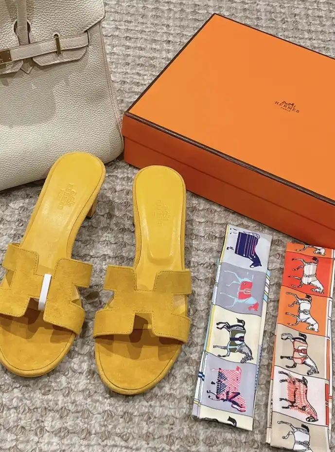 hype Hermes Sandals