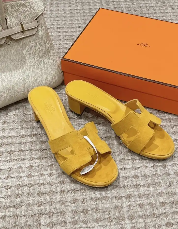 hype Hermes Sandals