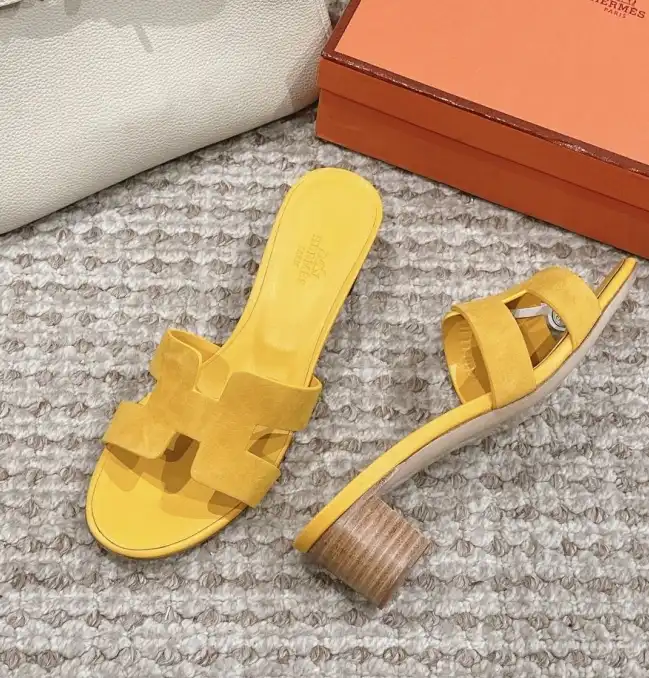 hype Hermes Sandals